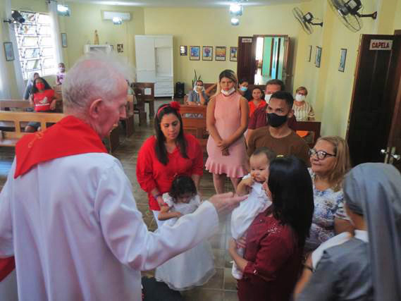 Taufe und Firmung auf dem 'Hoffnungshof Maria Magdalena'