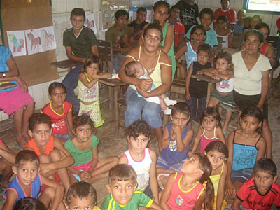 Kindergruppe beim Gottesdienst